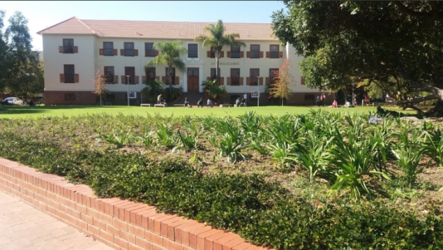 Relação de pesquisa e capacitação entre a Comissão Nacional de Planejamento e a Universidade de Stellenbosch